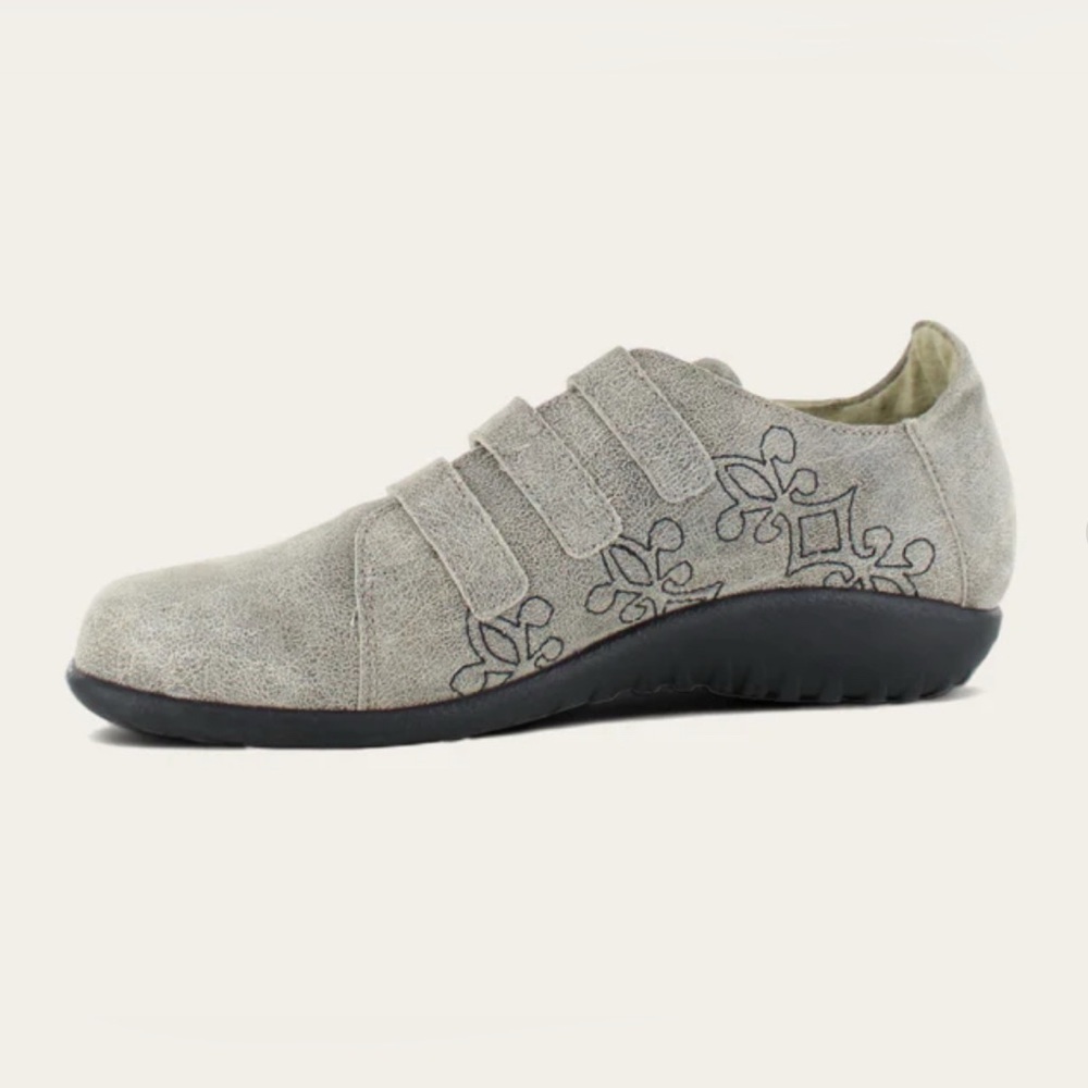 NAOT Mihi Speckled Beige Leather Shoes  Size 40